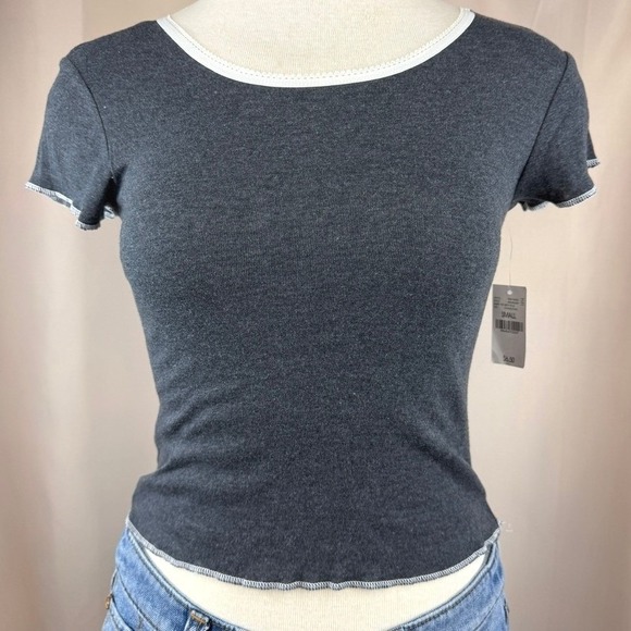 Wet Seal Tops - NWT WET SEAL Baby Tee (S) T-Shirt Tiny Gray Stretch Contrast Edging Twee Kidcore
